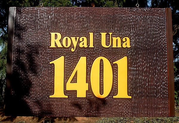 Condomnio Residencial Royal Una - Barra do Una - So Sebastio-SP (Nesta pea foram utilizadas canaletas laterais para evitar empenamento).